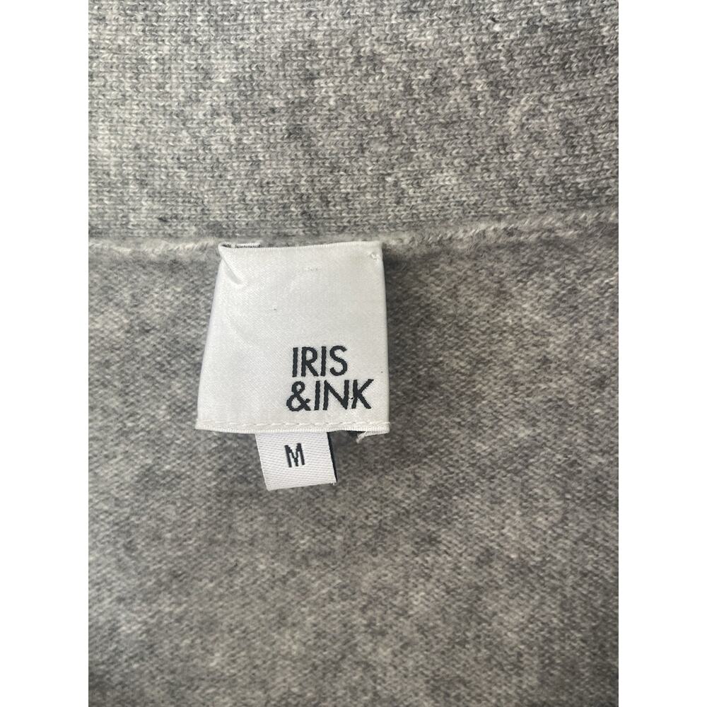 Iris & Ink 100% Cashmere V-Neck Sweater Size Medium - Picture 2 of 4